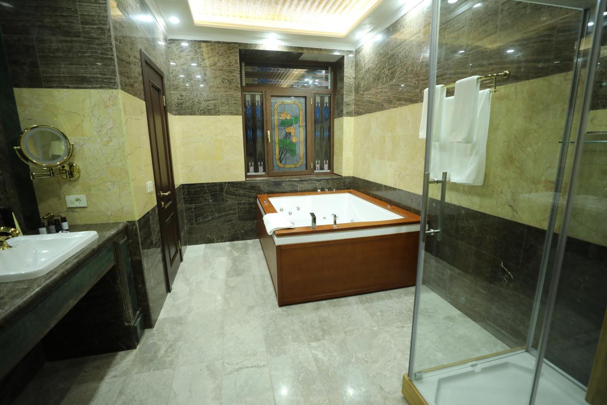 Eighty Eight Deluxe Hotel & Spa 차그카조르 외부 사진