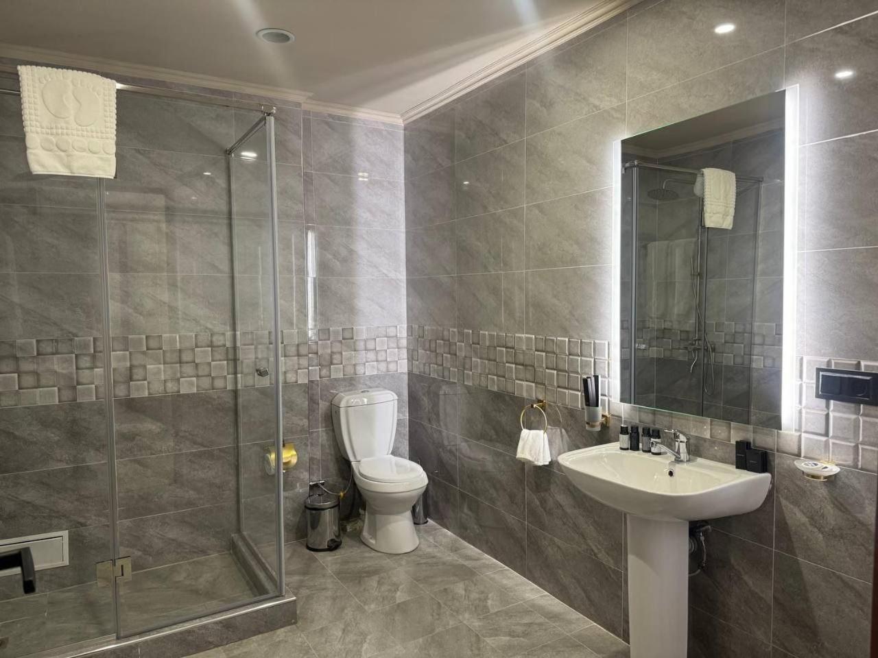 Eighty Eight Deluxe Hotel & Spa 차그카조르 외부 사진
