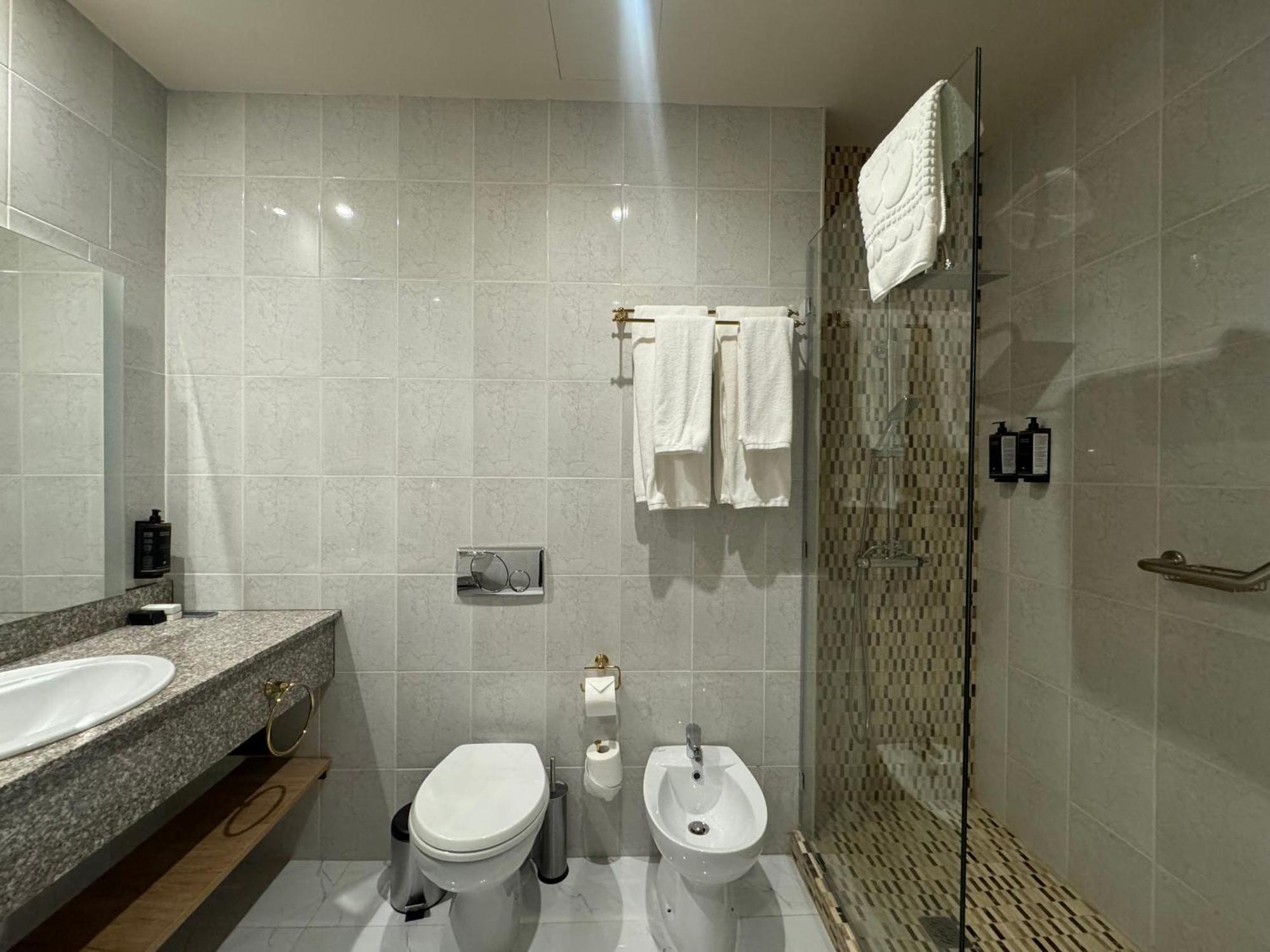 Eighty Eight Deluxe Hotel & Spa 차그카조르 외부 사진