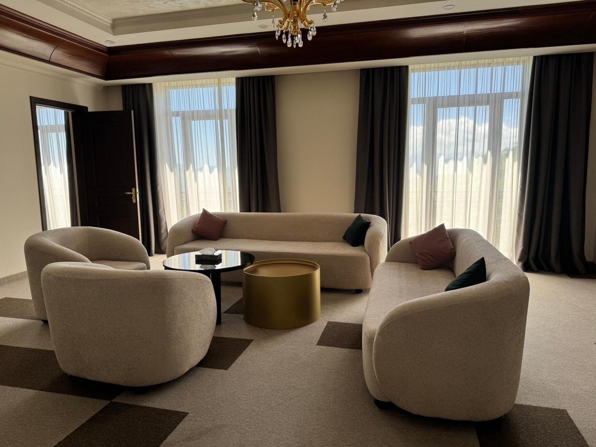 Eighty Eight Deluxe Hotel & Spa 차그카조르 외부 사진
