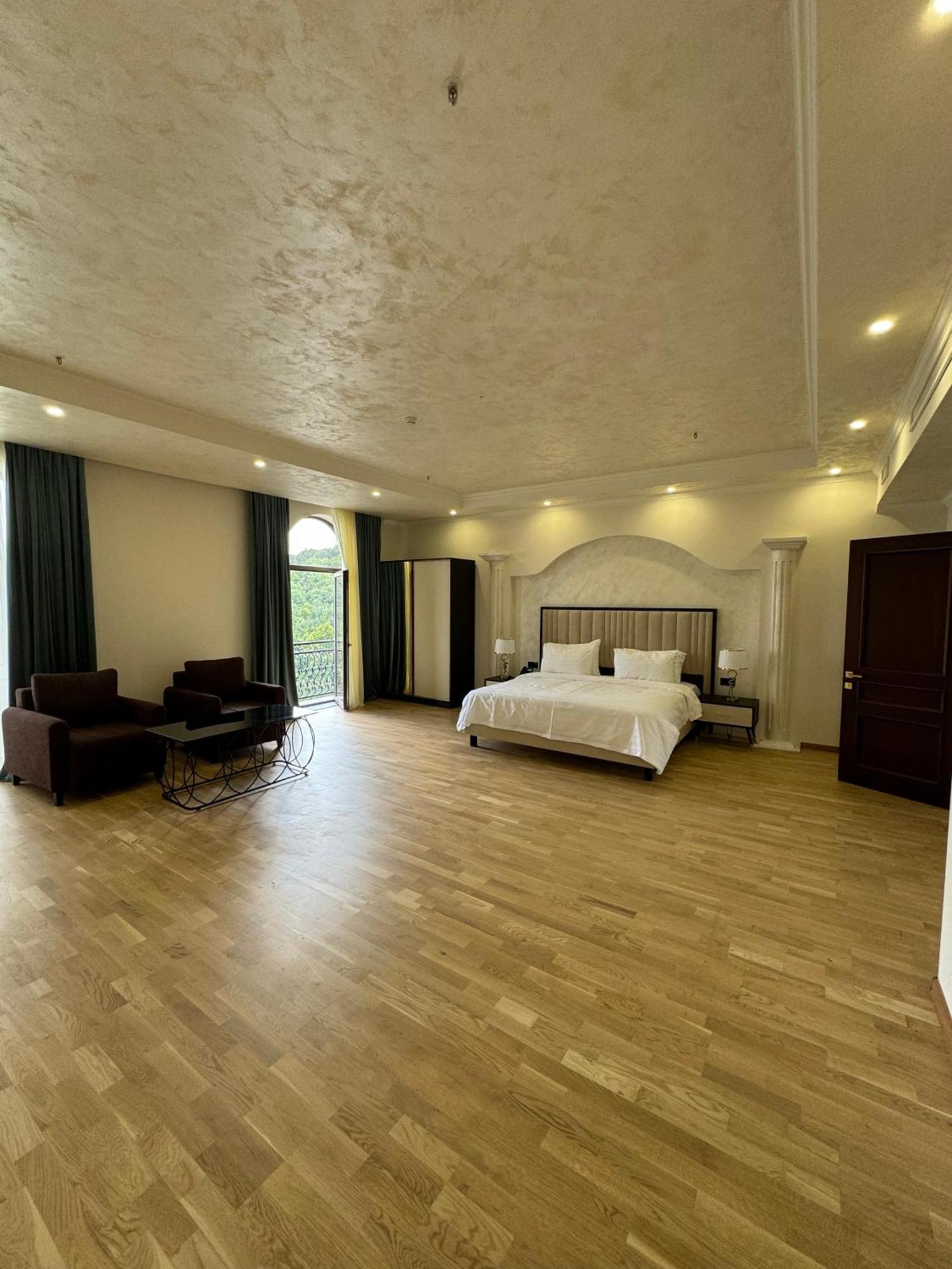 Eighty Eight Deluxe Hotel & Spa 차그카조르 외부 사진